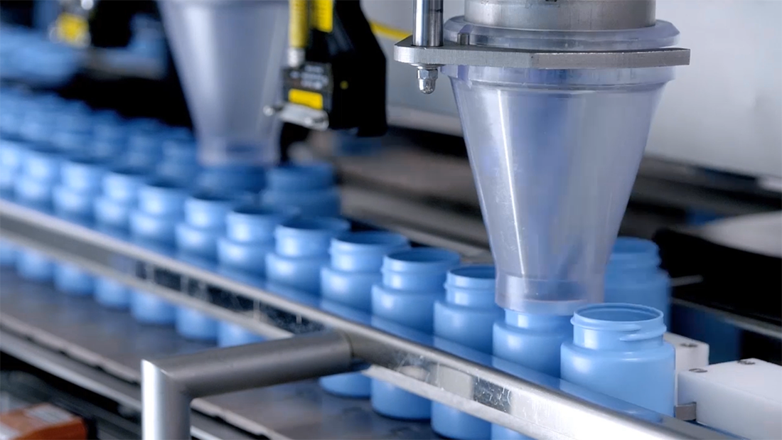 04-Lab video still of medical manufacturing process